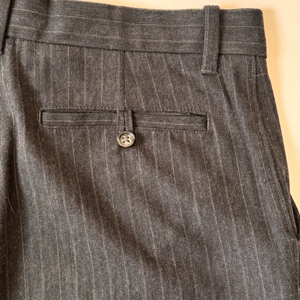 Banana Republic Men’s Gray Dress Pants with Pinstripe Texture 32x30